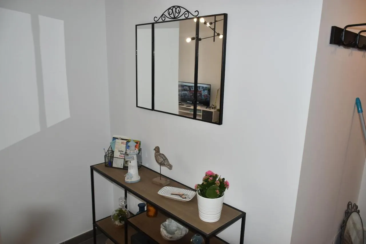 Apartment At The Beach -La Malagueta-Free Parking- Malaga Hiszpania