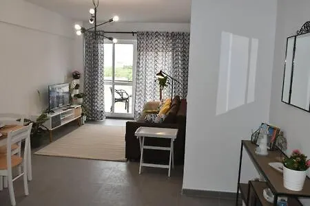 Apartment At The Beach -La Malagueta-Free Parking- Malaga 0*,  Hiszpania